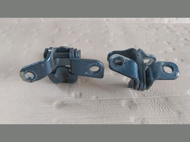 bontott OPEL ASTRA K Bal hátsó Zsanér