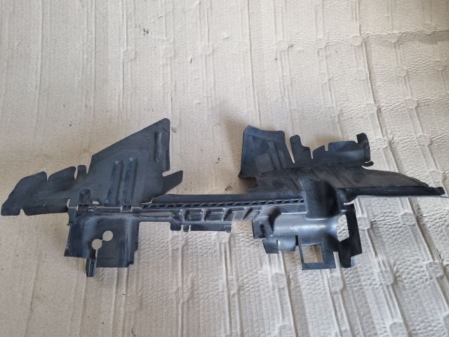 bontott OPEL ASTRA K Bal Hűtő Légterelő