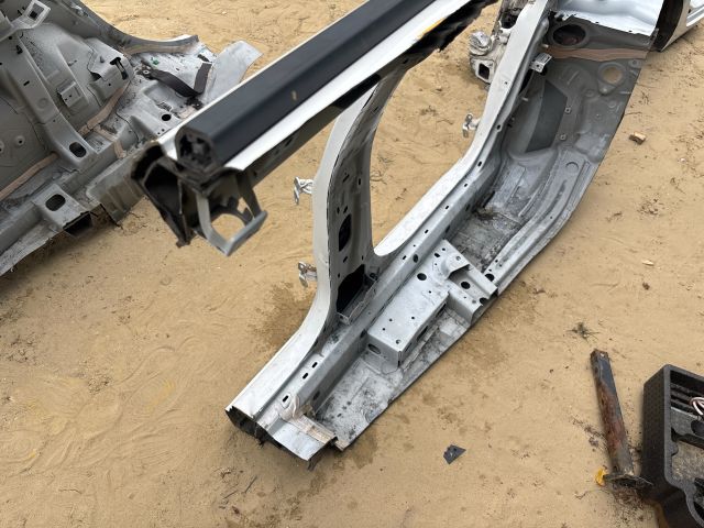 bontott OPEL ASTRA K Bal Küszöb