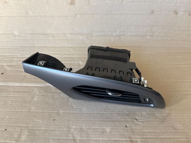 bontott OPEL ASTRA K Bal Szellőző