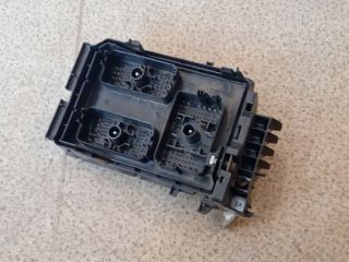 bontott OPEL ASTRA K Biztosítéktábla Csomagtér