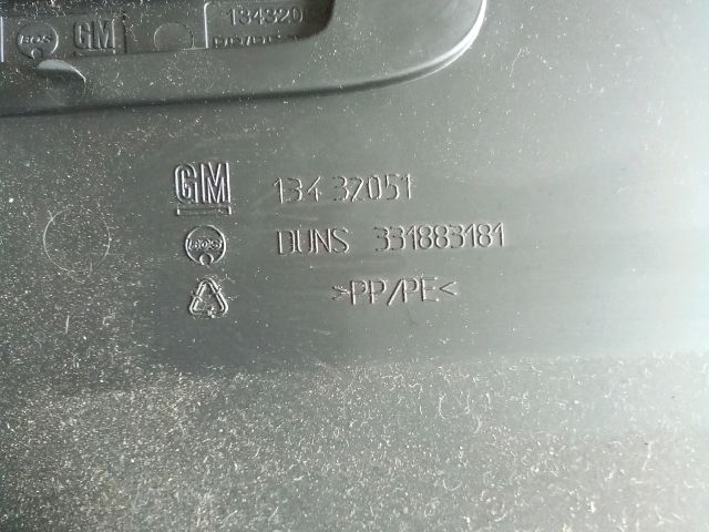 bontott OPEL ASTRA K Csomagtérajtó Burkolat Alsó