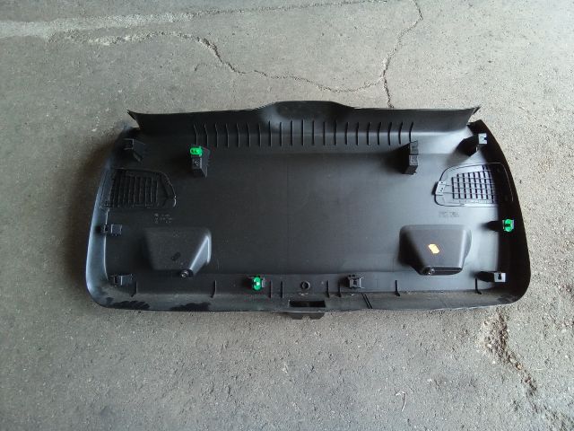 bontott OPEL ASTRA K Csomagtérajtó Burkolat Alsó