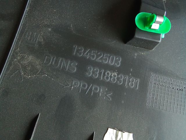 bontott OPEL ASTRA K Csomagtérajtó Burkolat Felső