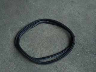 bontott OPEL ASTRA K Csomagtérajtó Gumikéder