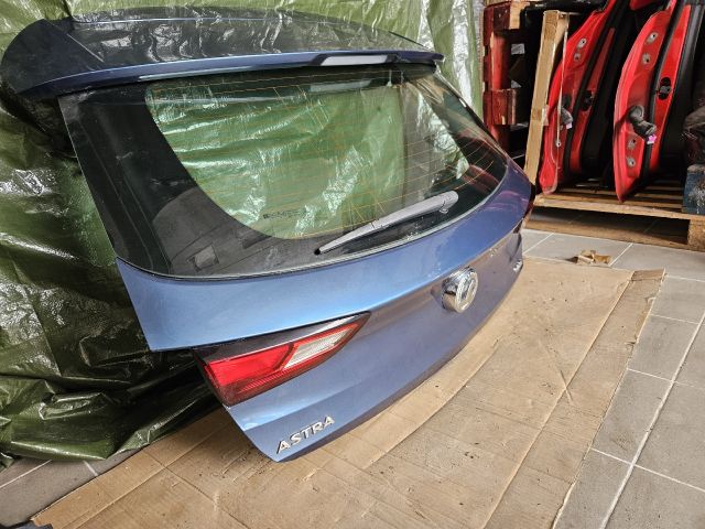 bontott OPEL ASTRA K Csomagtérajtó (Részeivel)