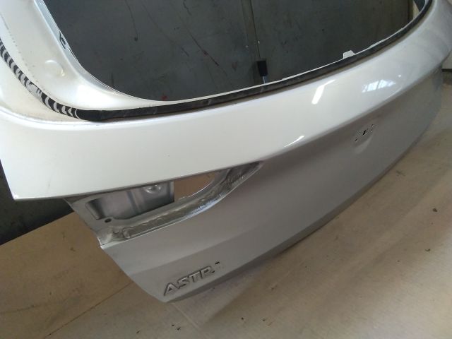 bontott OPEL ASTRA K Csomagtérajtó (Üres lemez)