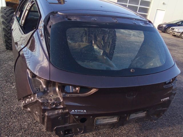 bontott OPEL ASTRA K Csomagtérajtó (Üres lemez)