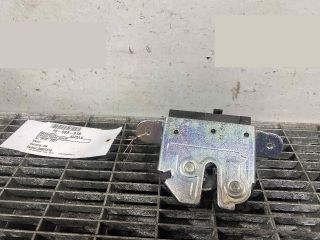 bontott OPEL ASTRA K Csomagtérajtó Ütköző