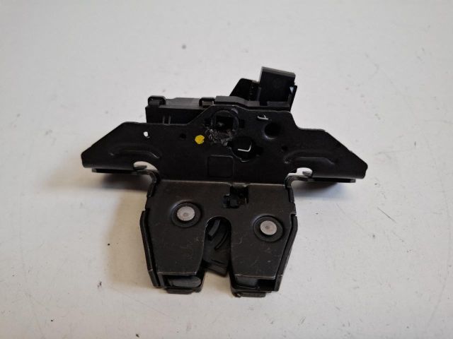 bontott OPEL ASTRA K Csomagtérajtó Zárszerkezet