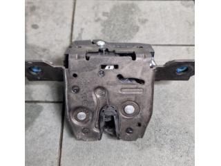 bontott OPEL ASTRA K Csomagtérajtó Zárszerkezet