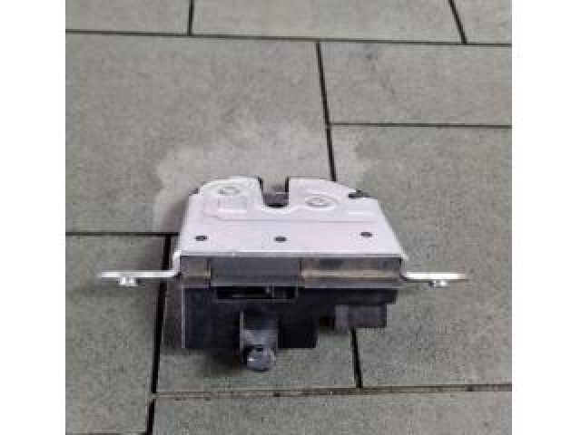 bontott OPEL ASTRA K Csomagtérajtó Zárszerkezet