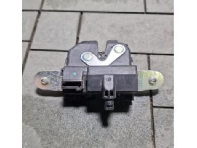 bontott OPEL ASTRA K Csomagtérajtó Zárszerkezet