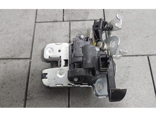 bontott OPEL ASTRA K Csomagtérajtó Zárszerkezet