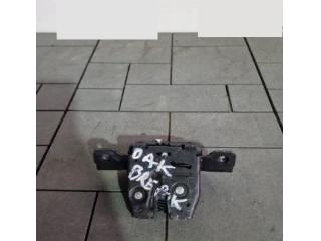 bontott OPEL ASTRA K Csomagtérajtó Zárszerkezet