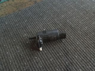 bontott OPEL ASTRA K Első Ablakmosó Szivattyú