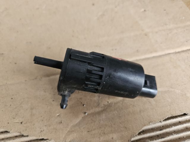 bontott OPEL ASTRA K Első Ablakmosó Szivattyú