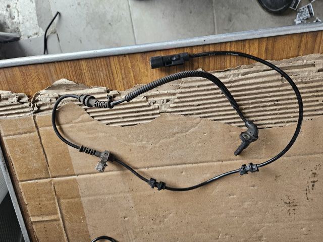 bontott OPEL ASTRA K Első ABS Jeladó