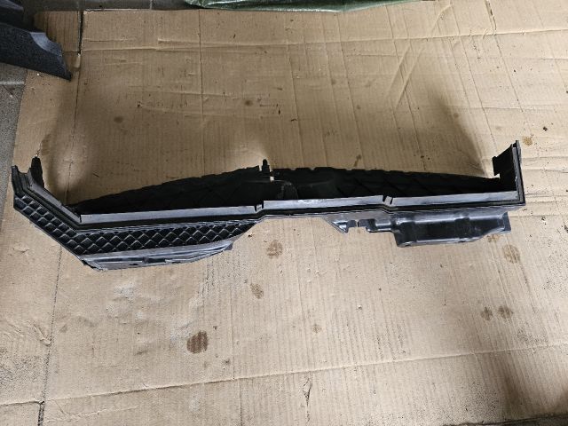 bontott OPEL ASTRA K Első Lökhárító Légterelő