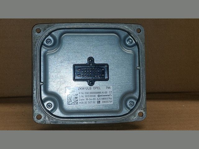 bontott OPEL ASTRA K Fényszóró Elektronika