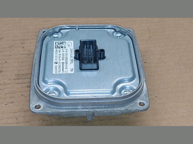 bontott OPEL ASTRA K Fényszóró Elektronika