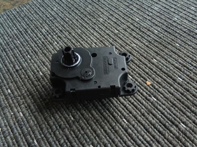 bontott OPEL ASTRA K Fűtés Állító Motor