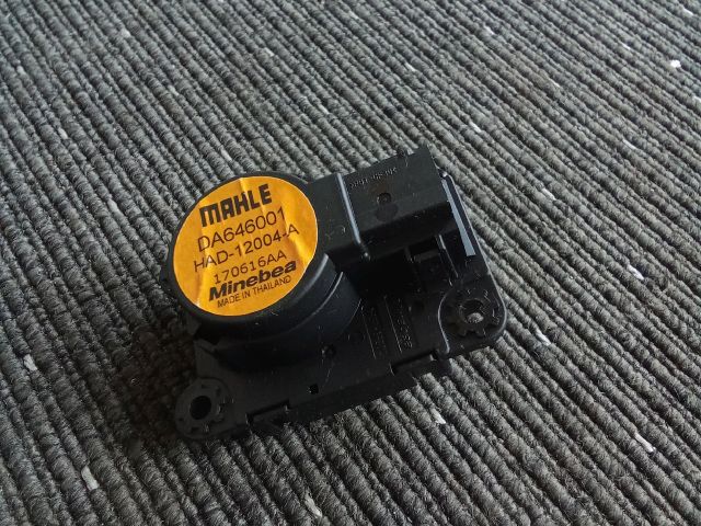 bontott OPEL ASTRA K Fűtés Állító Motor