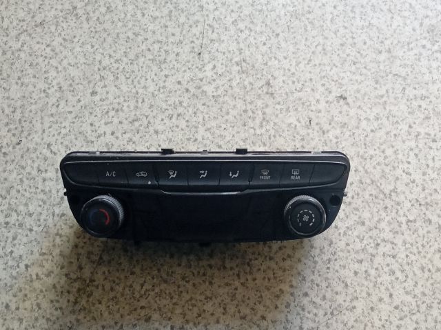 bontott OPEL ASTRA K Fűtéskapcsoló (digit klímás)