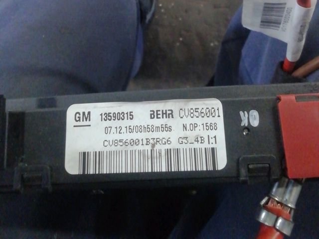 bontott OPEL ASTRA K Fűtőradiátor (Elektromos)