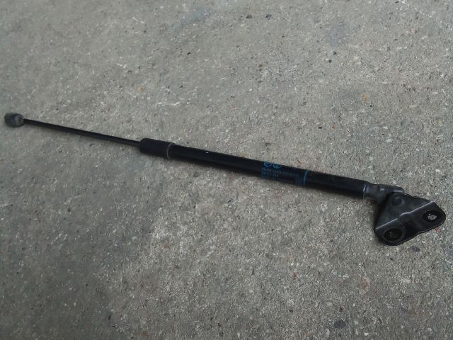 bontott OPEL ASTRA K Gázrugós Kitámasztó Teleszkóp Csomagtérajtó (Pozíciófüggetlen)