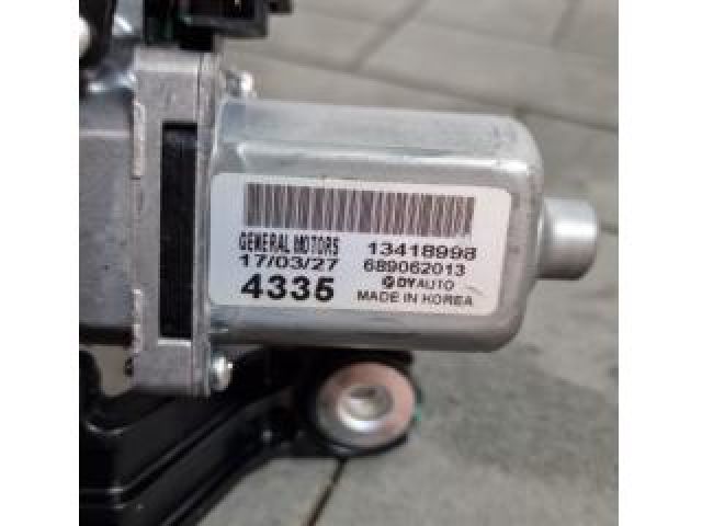 bontott OPEL ASTRA K Hátsó Ablaktörlő Motor