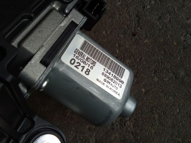 bontott OPEL ASTRA K Hátsó Ablaktörlő Motor