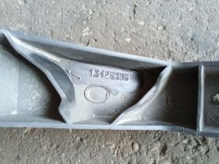 bontott OPEL ASTRA K Hátsó középső Lökhárító Tartó (Műanyag)