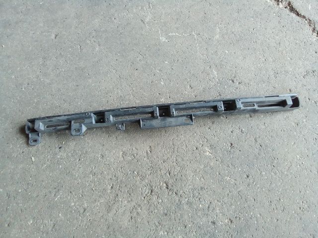 bontott OPEL ASTRA K Hátsó középső Lökhárító Tartó (Műanyag)