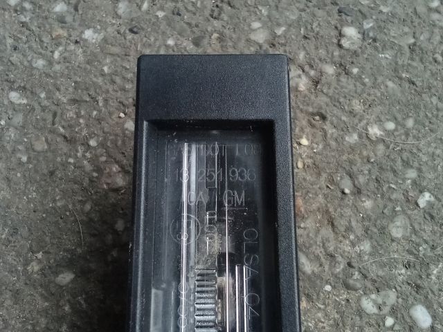 bontott OPEL ASTRA K Hátsó Rendszámtábla Világítás