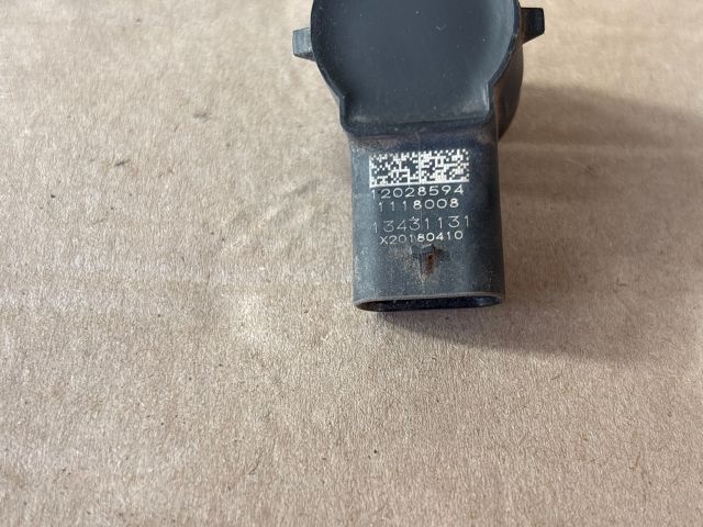 bontott OPEL ASTRA K Hátsó Tolatóradar Fej