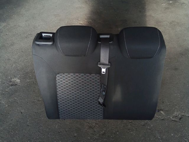 bontott OPEL ASTRA K Hátsó Ülés