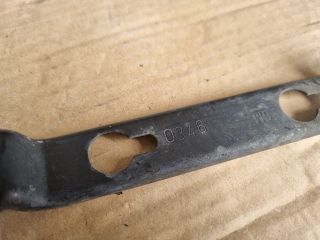 bontott OPEL ASTRA K Homlokfal Alsó Tartó