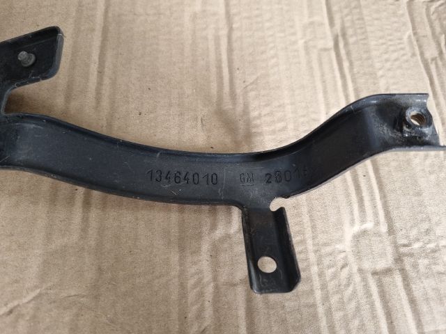 bontott OPEL ASTRA K Homlokfal Alsó Tartó