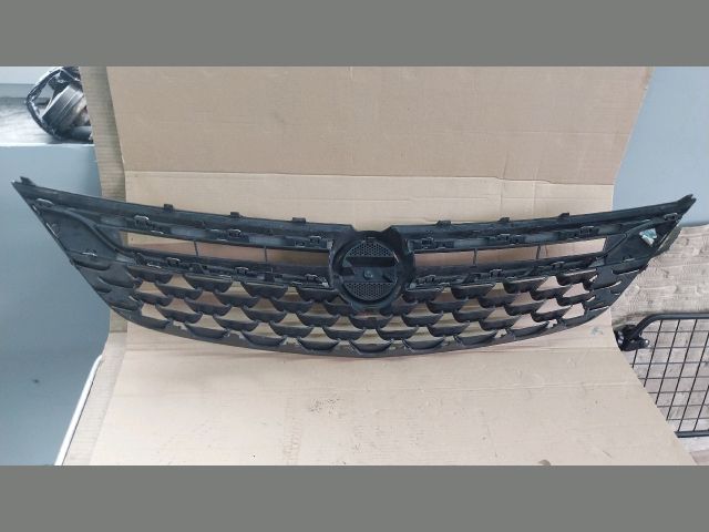 bontott OPEL ASTRA K Hűtőrács