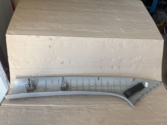 bontott OPEL ASTRA K Jobb A Oszlop Burkolat