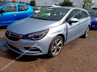 bontott OPEL ASTRA K Jobb A Oszlop Burkolat