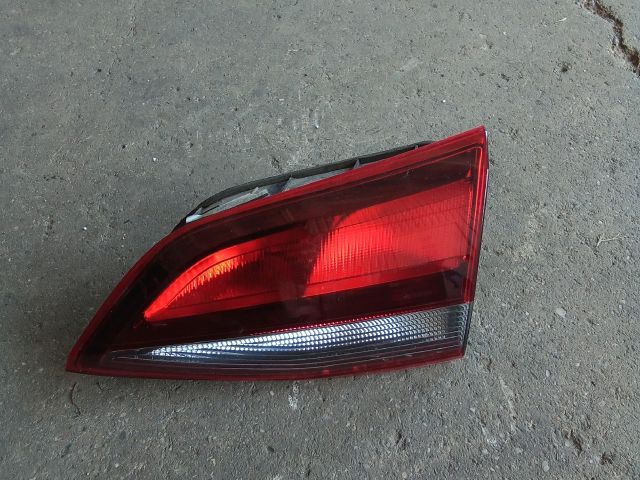 bontott OPEL ASTRA K Jobb Belső Hátsó Lámpa