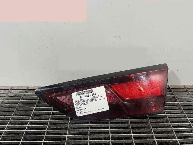 bontott OPEL ASTRA K Jobb Belső Hátsó Lámpa