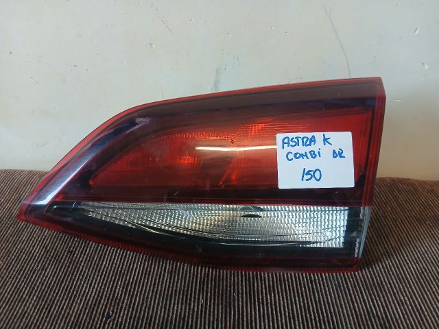 bontott OPEL ASTRA K Jobb Belső Hátsó Lámpa