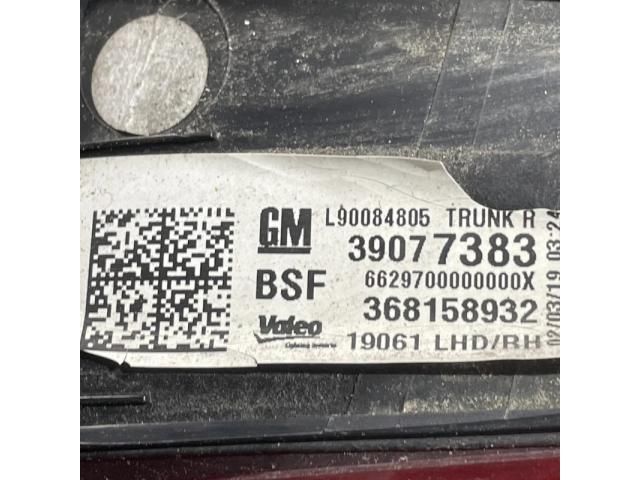 bontott OPEL ASTRA K Jobb Belső Hátsó Lámpa