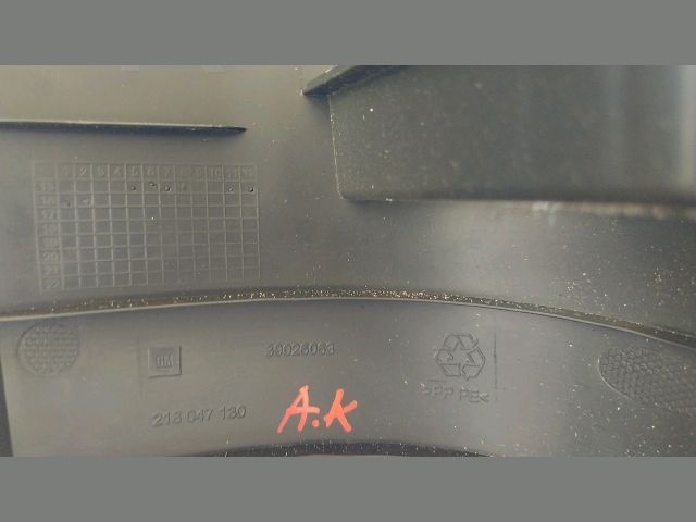 bontott OPEL ASTRA K Jobb C Oszlop Burkolat