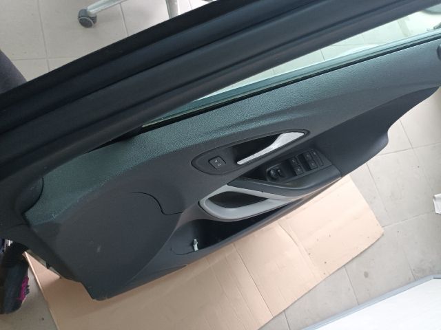 bontott OPEL ASTRA K Jobb első Ajtó (Részeivel)