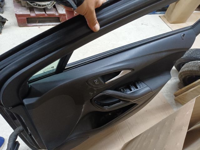 bontott OPEL ASTRA K Jobb első Ajtó (Részeivel)