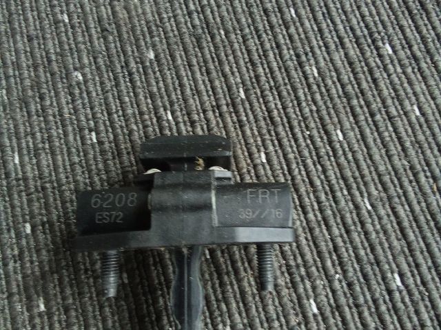 bontott OPEL ASTRA K Jobb első Ajtóhatároló